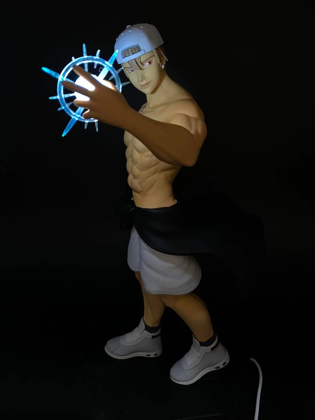 Side profile of the 12-inch Urek Mazino LED figure