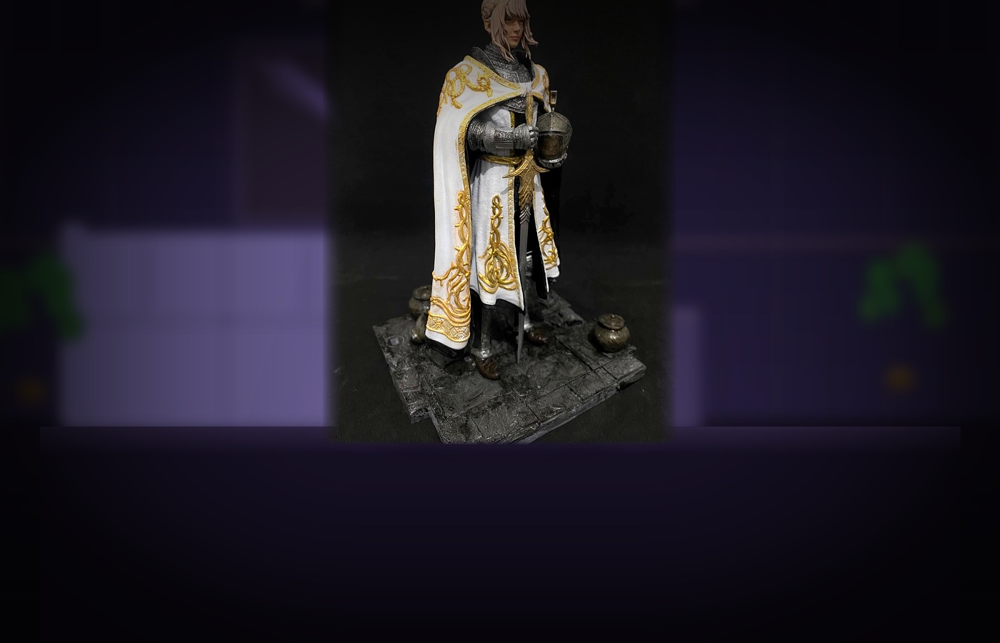 Needle Knight Leda in display cabinet